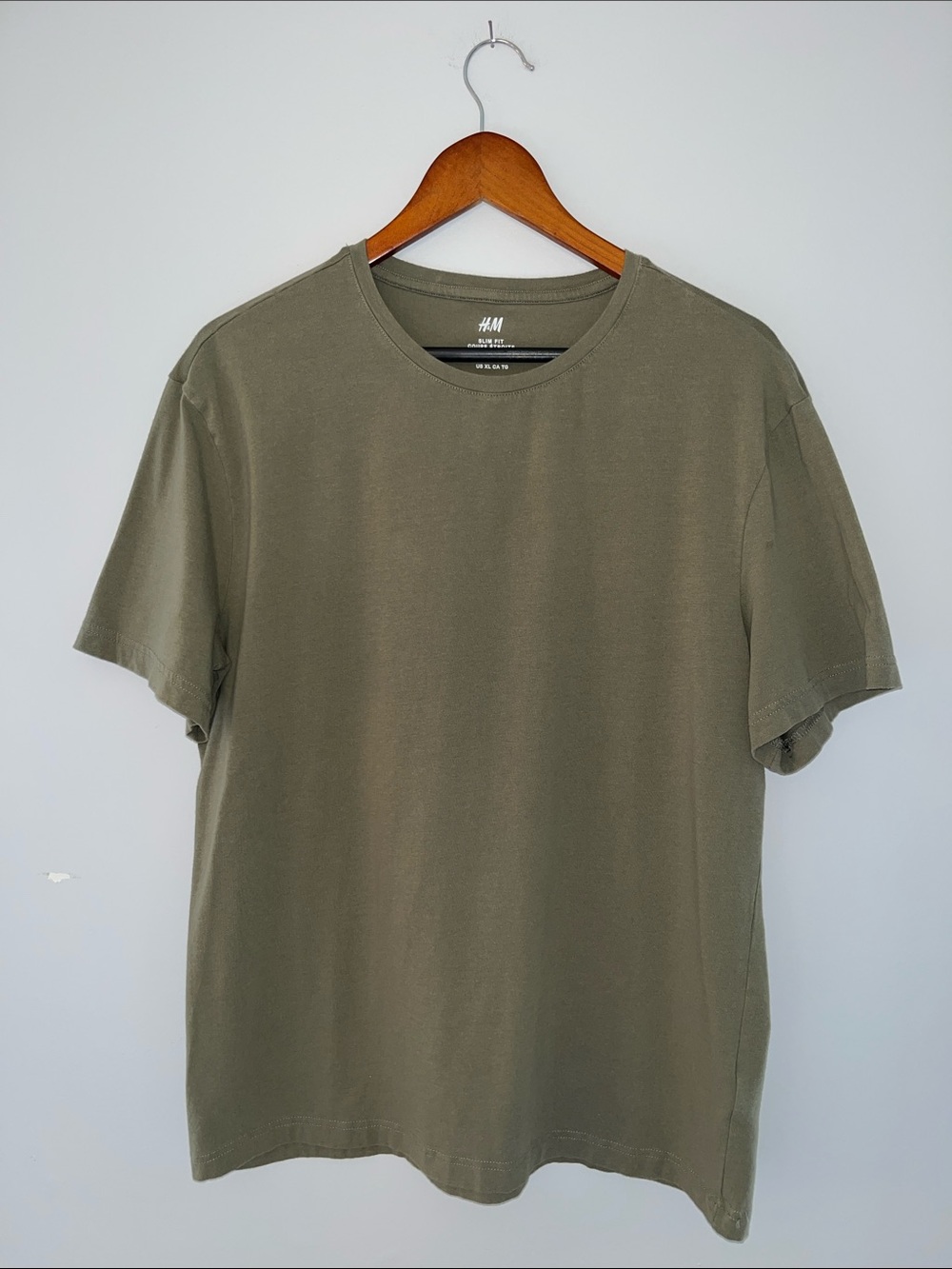 H&M Men's Olive Crew Neck Short Sleeve Tee - Slim Fit